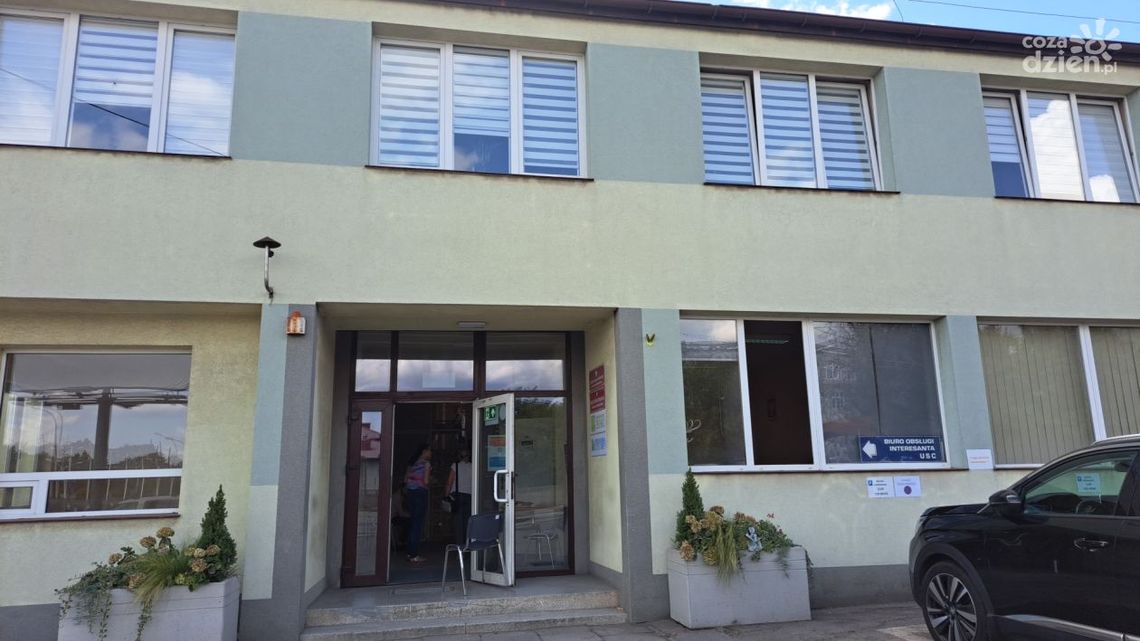 Przenosiny wydziału edukacji ostrowieckiego magistratu Przenosiny wydziału edukacji ostrowieckiego magistratu