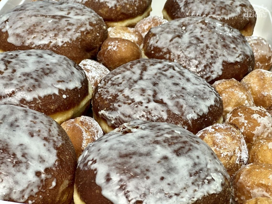 Przepyszne i pulchne pączki Przepyszne i pulchne pączki