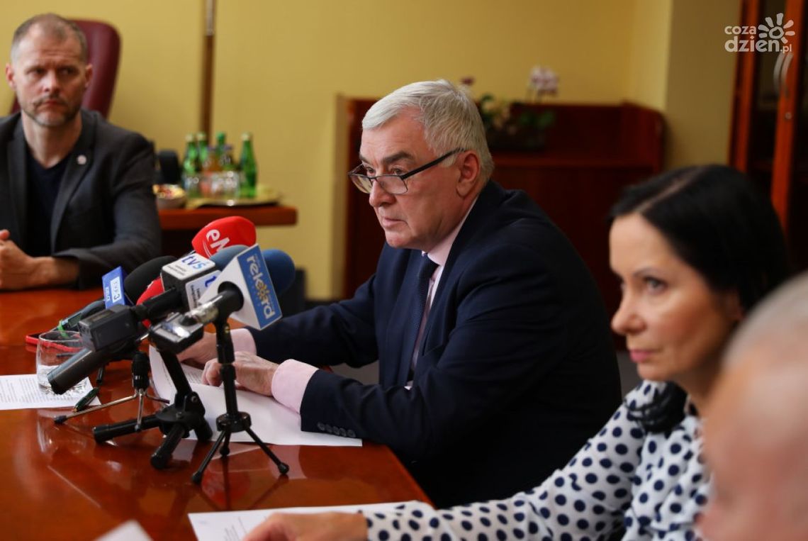 Przewodniczący Andrzej Bętkowski o pierwszym roku kadencji i najbliższej sesji sejmiku