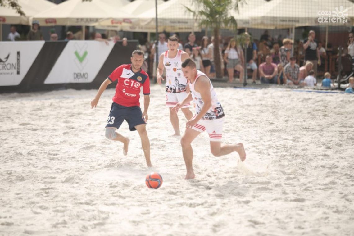 Przyznano pierwsze nagrody w ramach Ogólnopolskiego Festiwalu Sportów Plażowych Przyznano pierwsze nagrody w ramach Ogólnopolskiego Festiwalu Sportów Plażowych