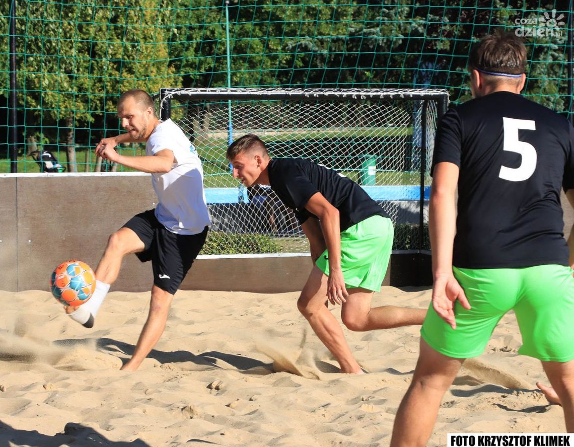 Puchar Lata na plażowych trójkach piłkarskich