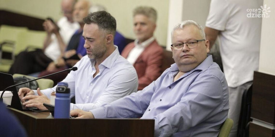 Radny rozwiązuje klub „Perspektywy”. W tle kontrowersje wokół zatrudnienia