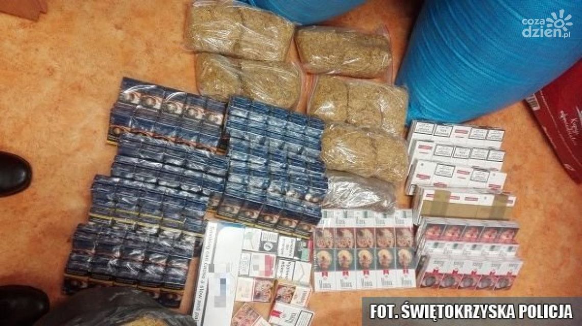 Radomianin w Ostrowcu z krajanką i papierosami bez akcyzy Radomianin w Ostrowcu z krajanką i papierosami bez akcyzy