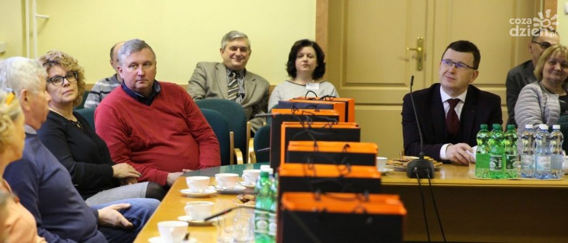 Rady osiedlowe wspomagają samorząd Rady osiedlowe wspomagają samorząd