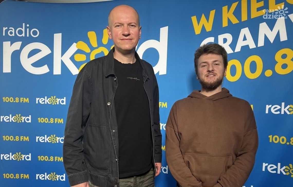 Rafał Gil, trener UJK Kielce: "sezon podsumowaliśmy pozytywnie - graliśmy lepiej niż w poprzedniej kampanii" Rafał Gil, trener UJK Kielce: "sezon podsumowaliśmy pozytywnie - graliśmy lepiej niż w poprzedniej kampanii"