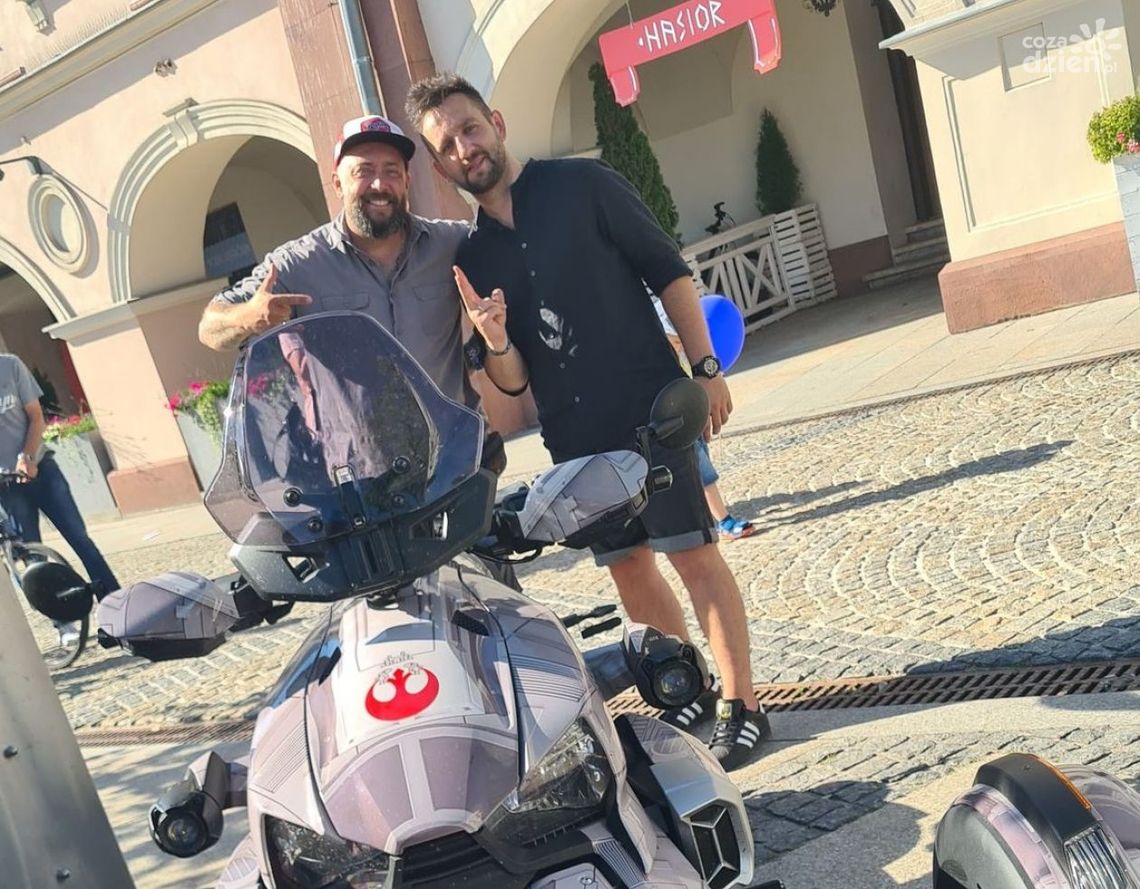 Rafał Potka na swoim Sokole zagościł w studiu Radia Rekord Rafał Potka na swoim Sokole zagościł w studiu Radia Rekord