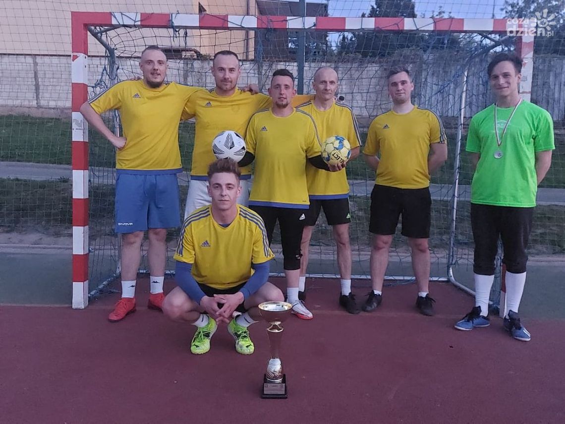 Raj / Pizzeria Dębowa zwycięzcą 14 Turnieju Konstytucji 3 Maja Raj / Pizzeria Dębowa zwycięzcą 14 Turnieju Konstytucji 3 Maja