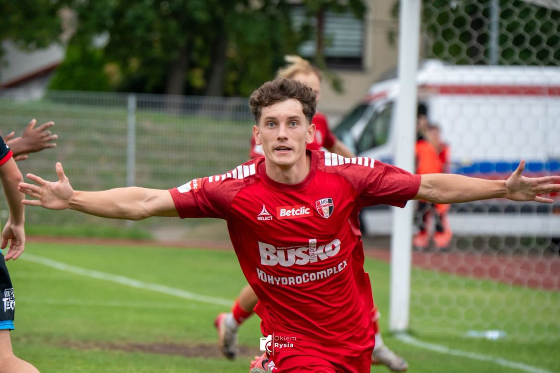 Raport z boisk Betclic 3. Ligi: Derby dla Naprzodu, wygrane KSZO i Czarnych