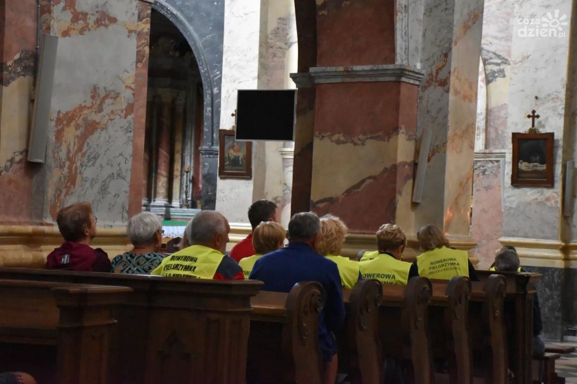 Razem na nowo – spotkanie popielgrzymkowe w Jędrzejowie Razem na nowo – spotkanie popielgrzymkowe w Jędrzejowie