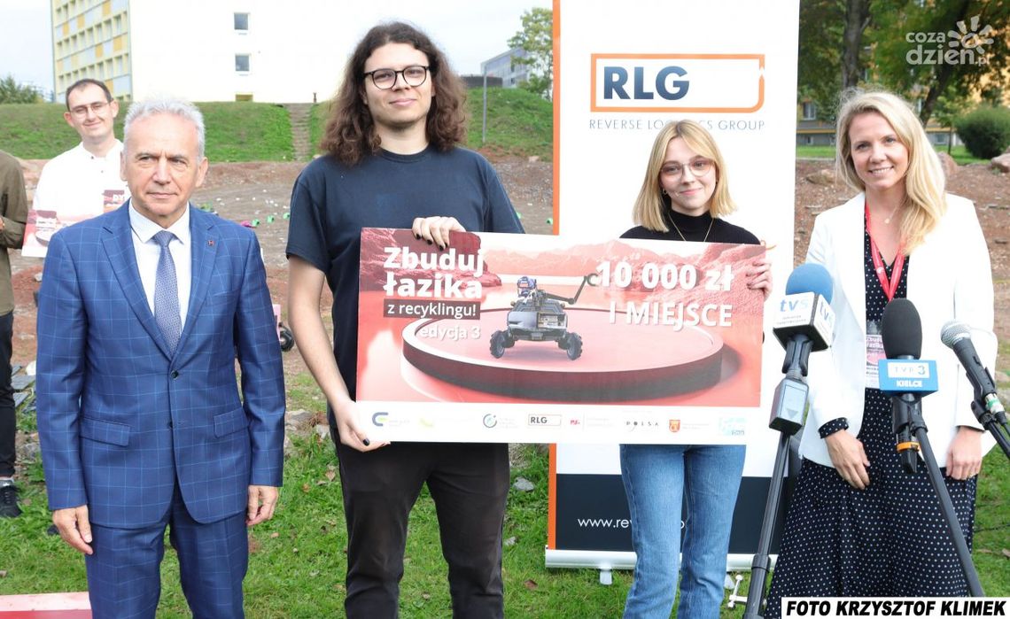 Recykling w kosmicznej odsłonie [galeria]