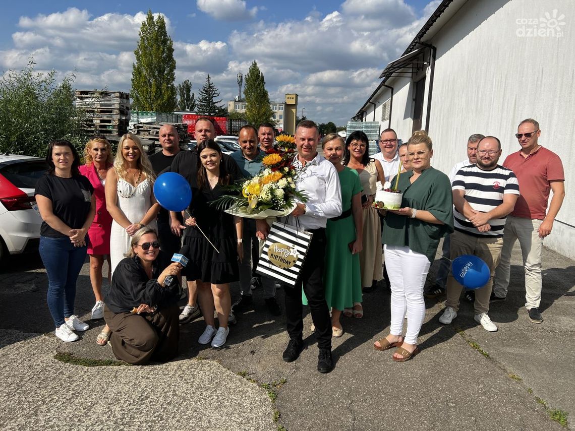 „Rekordowa Niespodzianka” w Ostrowcu z okazji 50. urodzin Jarosława „Rekordowa Niespodzianka” w Ostrowcu z okazji 50. urodzin Jarosława