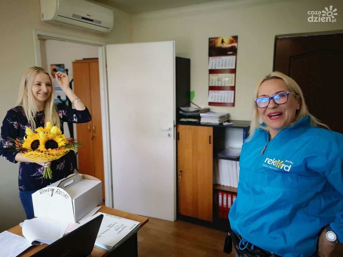 Rekordowa Niespodzianka z zaskoczenia w czasie pracy u Małgosi Rekordowa Niespodzianka z zaskoczenia w czasie pracy u Małgosi