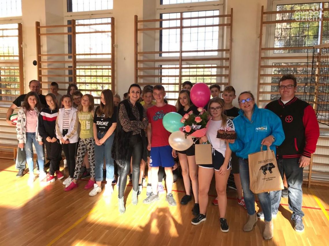 Rekordowa Niespodzianka zaskakuje na lekcji wf-u