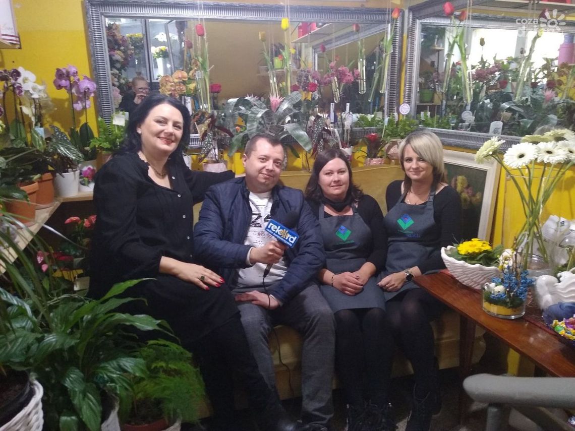 Rekordowe Kulisy Zawodu. Kwiaciarnia Na Schodach: Florysta to nie tylko zawód, to rodzaj sztuki Rekordowe Kulisy Zawodu. Kwiaciarnia Na Schodach: Florysta to nie tylko zawód, to rodzaj sztuki