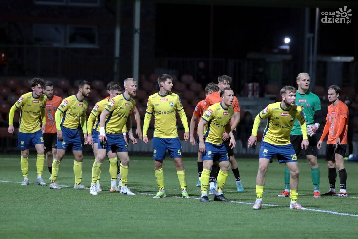 Remis uratowany w doliczonym czasie gry