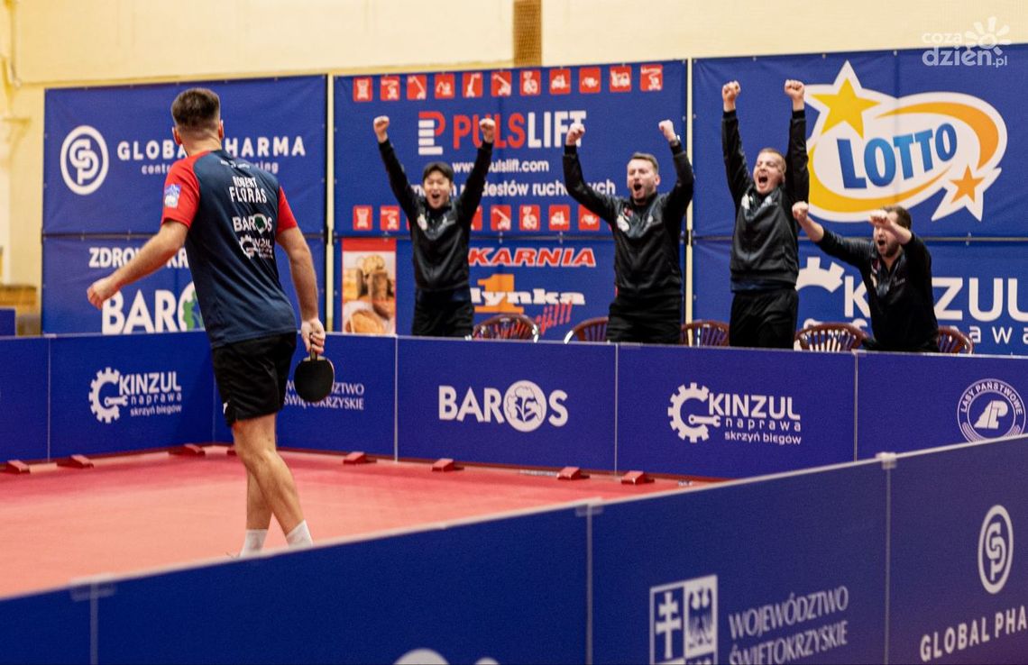 Robert Floras: awans jest realny, cała drużyna musi zagrać na wysokim poziomie
Robert Floras: awans jest realny, cała drużyna musi zagrać na wysokim poziomie