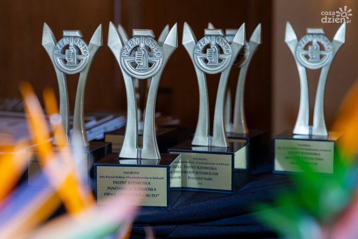 Rozdano Nagrody Gospodarcze Izby Rzemieślników i Przedsiębiorców Rozdano Nagrody Gospodarcze Izby Rzemieślników i Przedsiębiorców