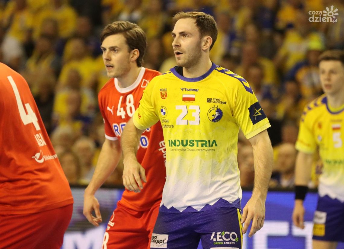 Rozdział 24: Przedłużyć nadzieję w Lidze Mistrzów Rozdział 24: Przedłużyć nadzieję w Lidze Mistrzów