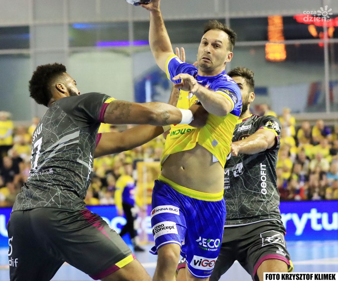 Rozdział 6: Zdobyć francuski port Rozdział 6: Zdobyć francuski port