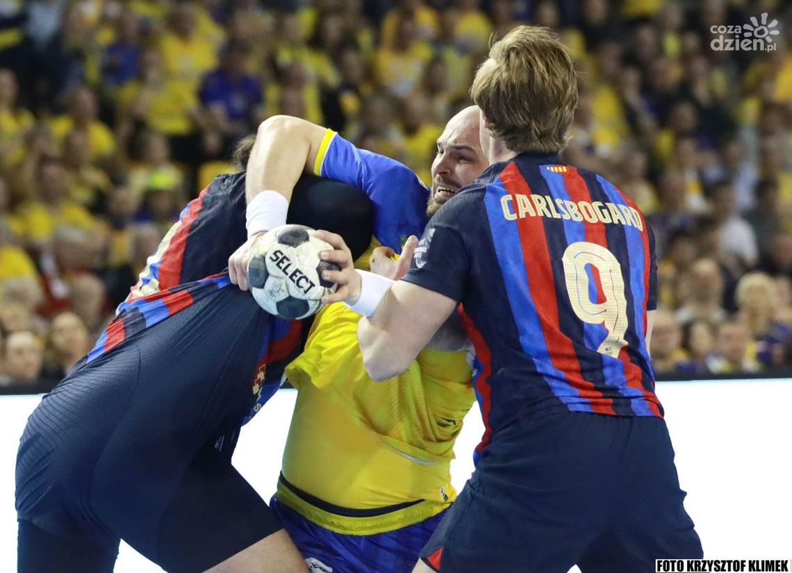 Rozdział 8: Pokonać mistrzów Rozdział 8: Pokonać mistrzów