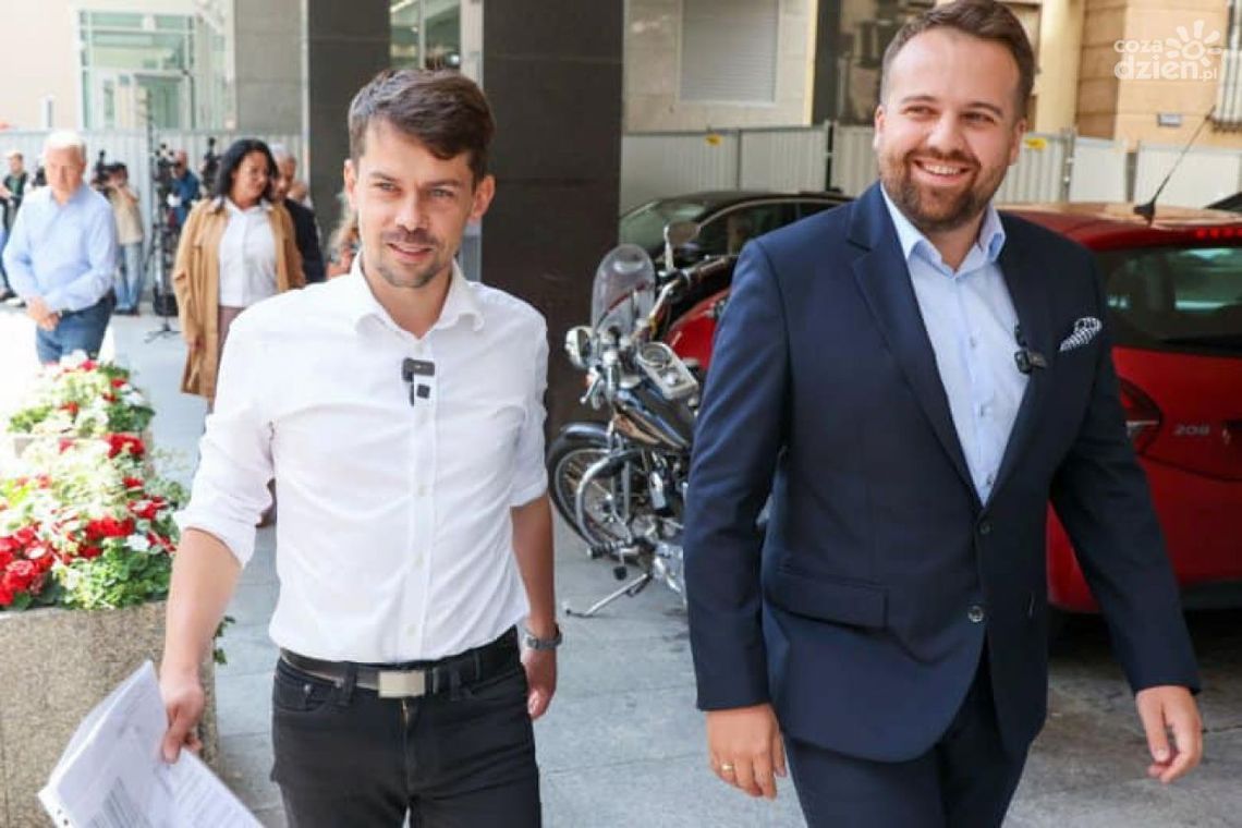 Rozgoryczenie, rozczarowanie i motywacja. Jaki jest dalszy los partii Marka Materka? Rozgoryczenie, rozczarowanie i motywacja. Jaki jest dalszy los partii Marka Materka?