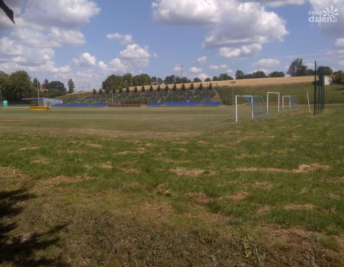 Rozgrywki piłkarskie w regionie zawieszone