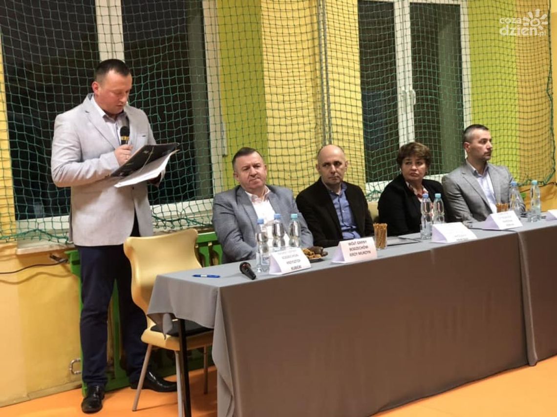 Rozpoczął się etap projektowania obwodnicy Ostrowca. Mieszkańcy Chmielowa jej trasą są oburzeni Rozpoczął się etap projektowania obwodnicy Ostrowca. Mieszkańcy Chmielowa jej trasą są oburzeni