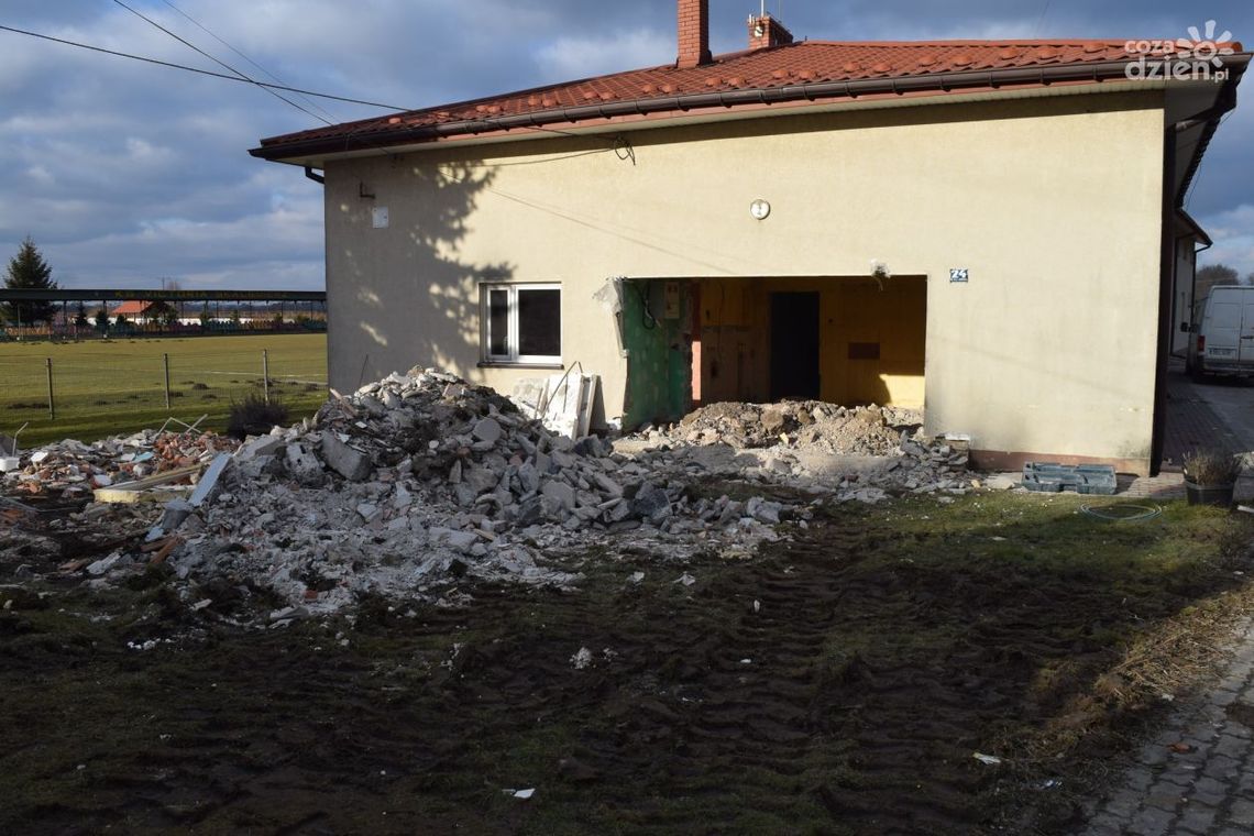 Rozpoczęła się modernizacja stadionu sportowego w Skalbmierzu Rozpoczęła się modernizacja stadionu sportowego w Skalbmierzu