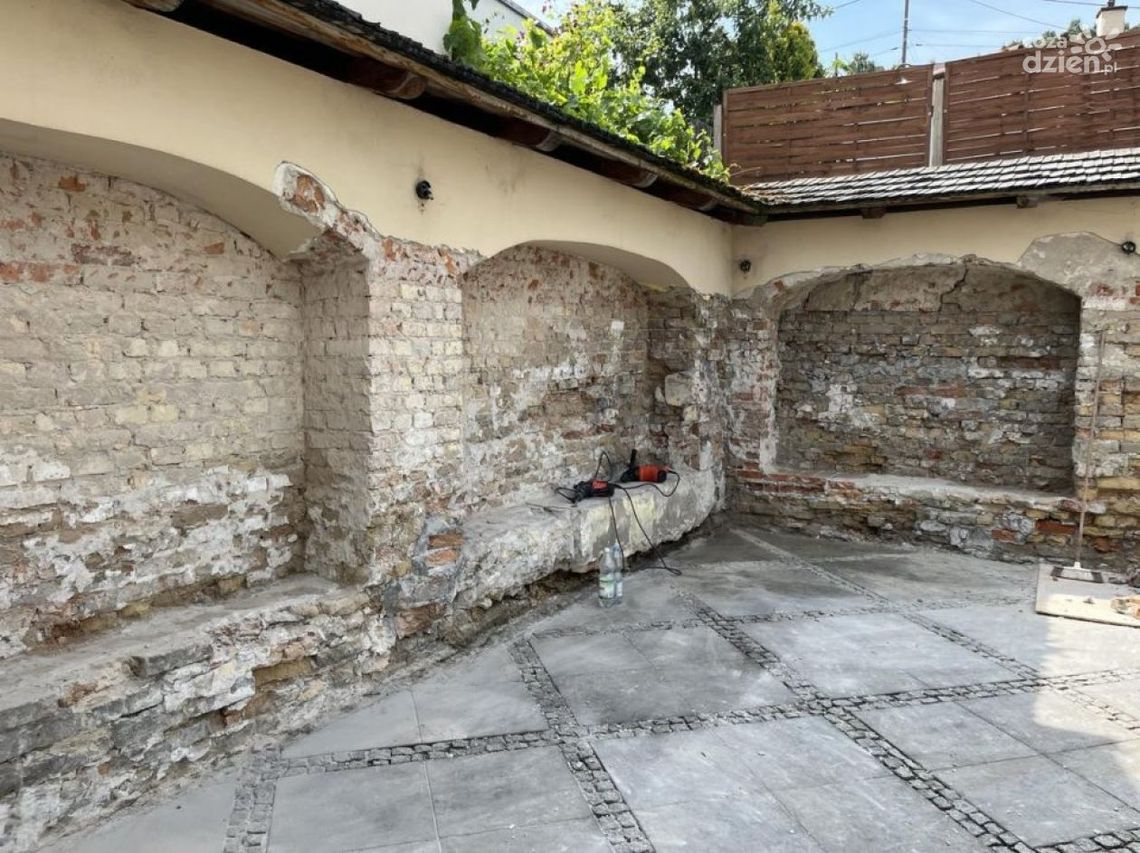 Rozpoczęły się prace remontowe  Zabytkowej Kamienicy "Niemczówka"