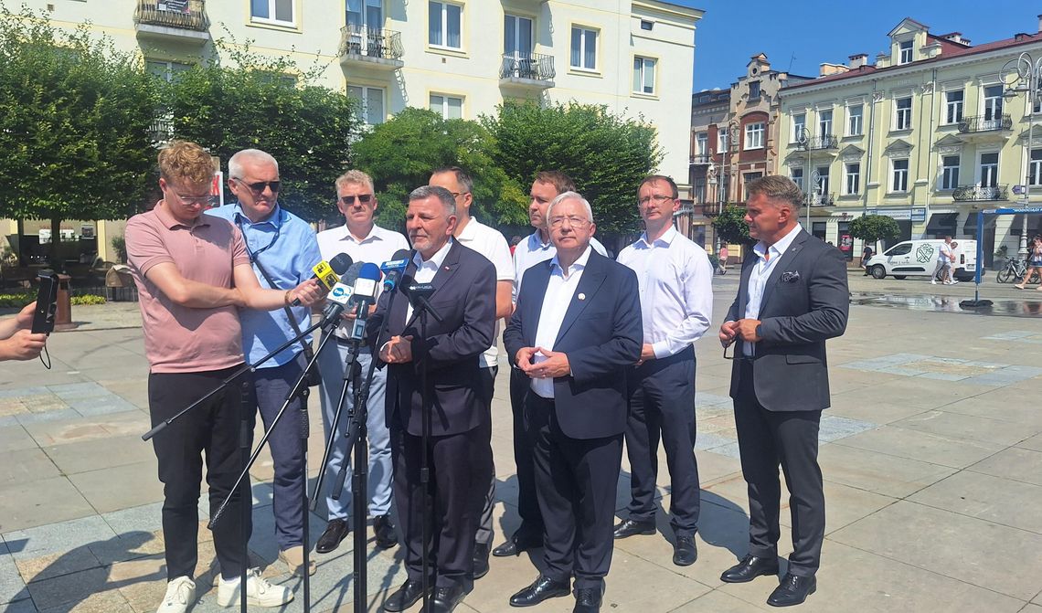 Rozwój Plus zainaugurował działalność w Świętokrzyskiem. Liderzy przedstawili program i zaprosili do współpracy Rozwój Plus zainaugurował działalność w Świętokrzyskiem. Liderzy przedstawili program i zaprosili do współpracy