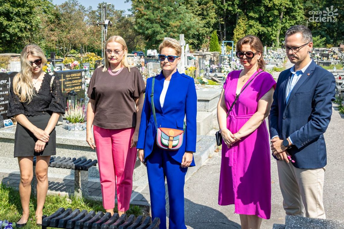 Ruszył piąty pociąg do literatury Ruszył piąty pociąg do literatury