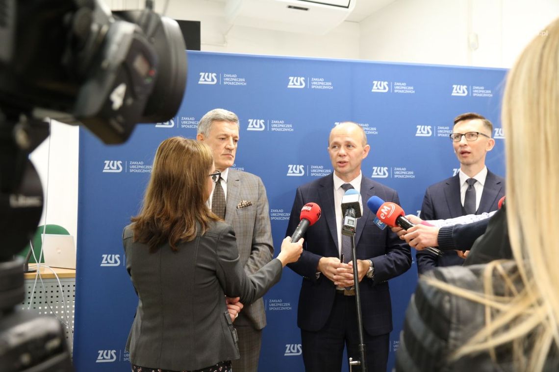 Ruszył rządowy program "Aktywny Rodzic" Ruszył rządowy program "Aktywny Rodzic"