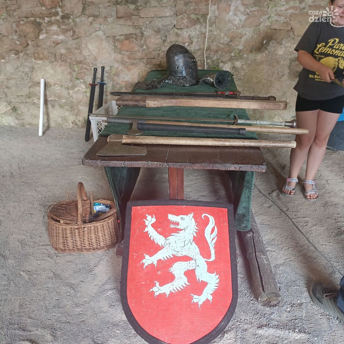 Rycerskie i szlacheckie atrakcje na zamku Krzyżtopór w Ujeździe Rycerskie i szlacheckie atrakcje na zamku Krzyżtopór w Ujeździe