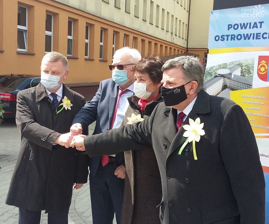 Rządowe wsparcie i środki własne powiatu rozwijają ostrowiecki szpital