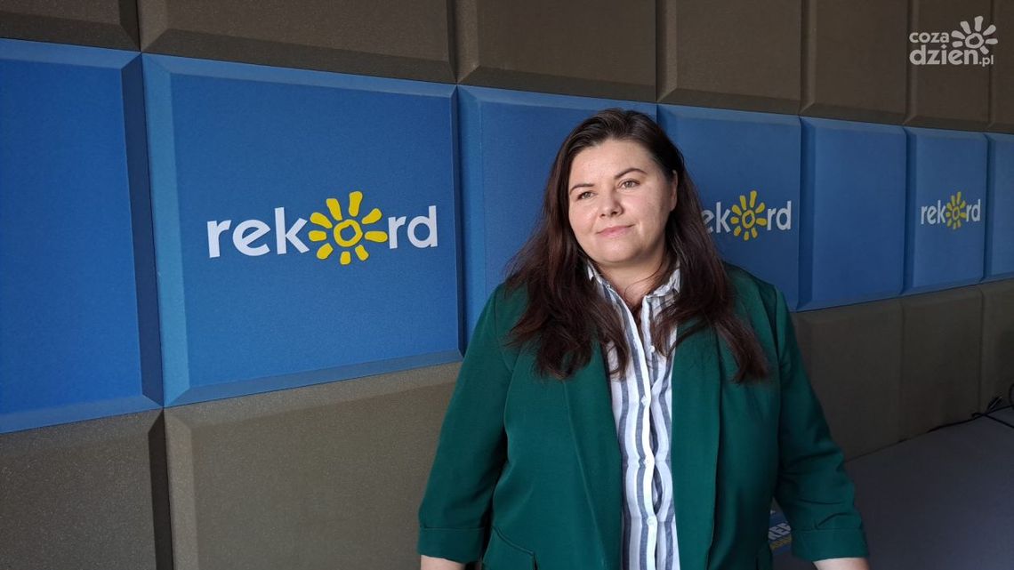 S. Ojczymek-Mroczek: Świetlica środowiskowa w Chocimowie to
projekt skierowany do rodzin S. Ojczymek-Mroczek: Świetlica środowiskowa w Chocimowie to
projekt skierowany do rodzin