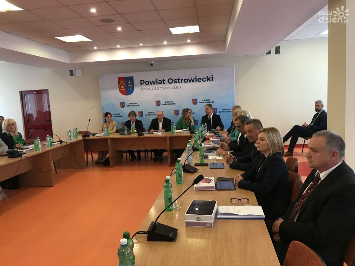 Samorząd powiatu ostrowieckiego też przeciwko budowie obwodnicy miasta w proponowanej wersji Samorząd powiatu ostrowieckiego też przeciwko budowie obwodnicy miasta w proponowanej wersji