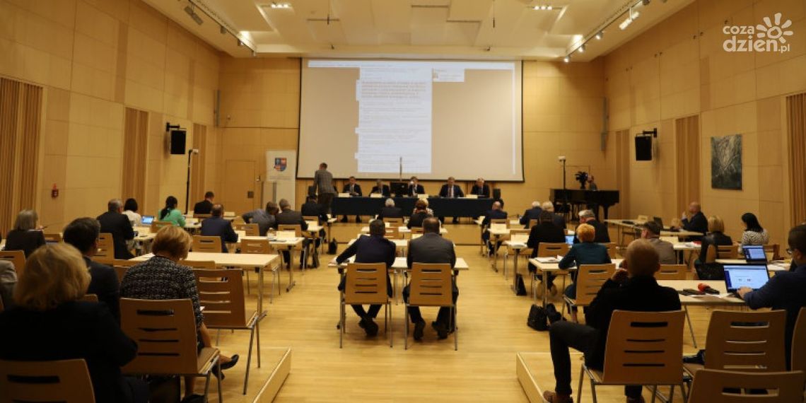 Sejmik w rękach Prawa i Sprawiedliwości. Mamy pełną listę radnych