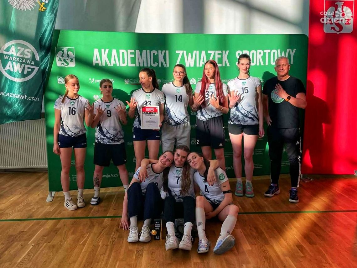 Siatkarki AZS ANSG z Ostrowca Świętokrzyskiego czwarte w kraju Siatkarki AZS ANSG z Ostrowca Świętokrzyskiego czwarte w kraju