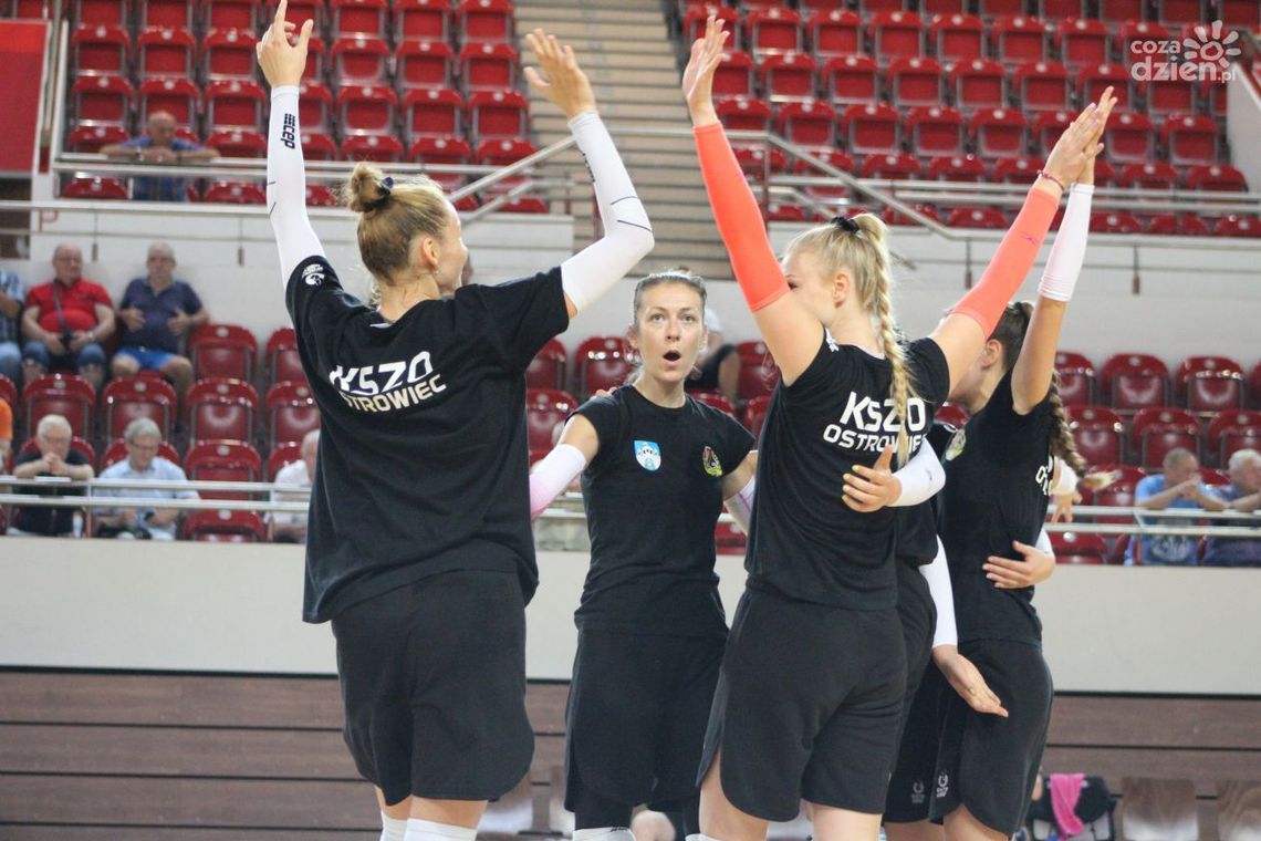 Siatkarki KSZO czwarte w Mielcu
