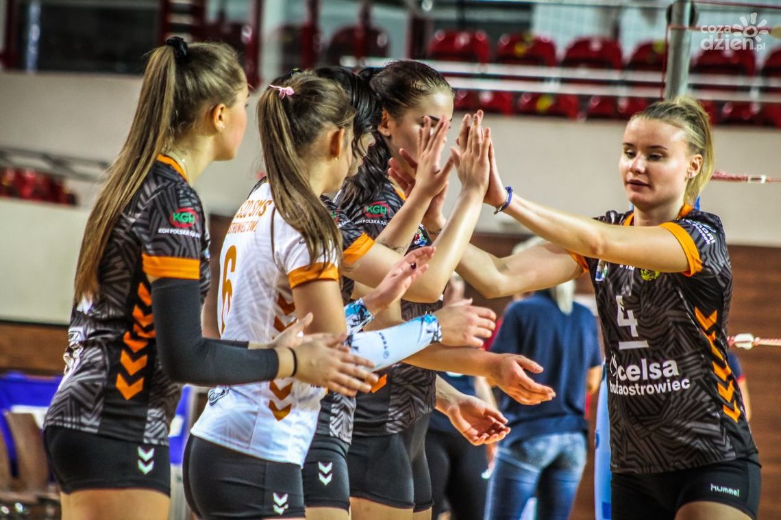 Siatkarki wracały bez punktów