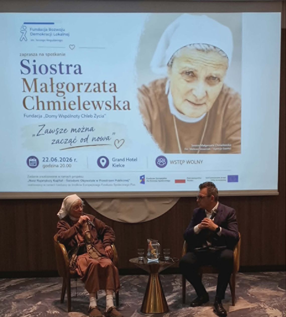 Siostra Małgorzata Chmielewska w Kielcach: dobro nie pyta o poglądy. Dobro widzi człowieka. Siostra Małgorzata Chmielewska w Kielcach: dobro nie pyta o poglądy. Dobro widzi człowieka.