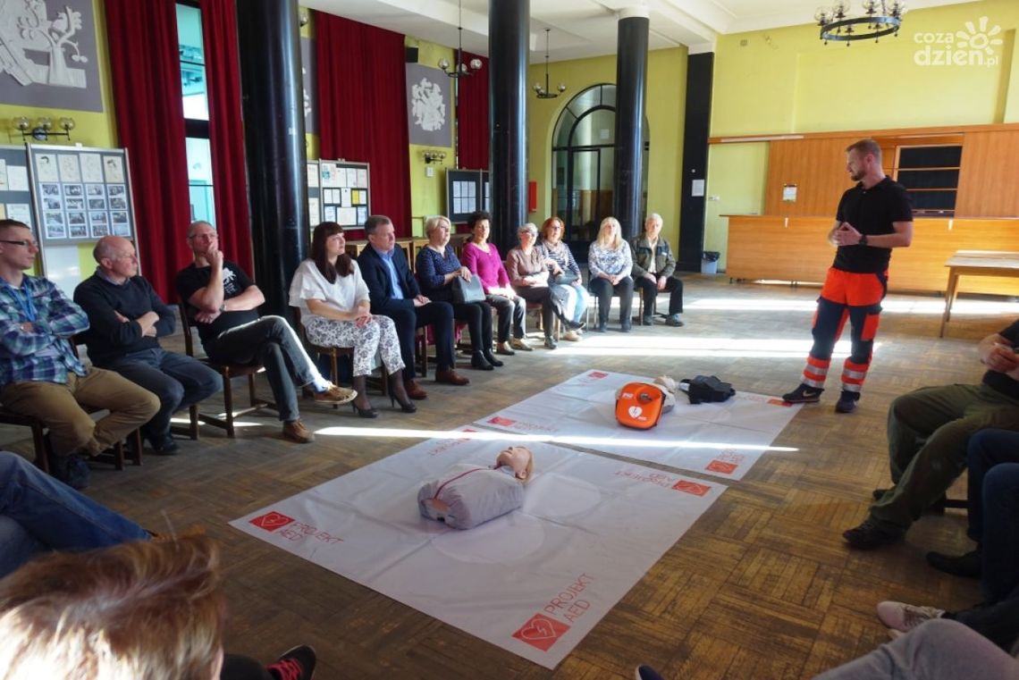 Skarżysko-Kamienna. Pokaz udzielania pierwszej pomocy