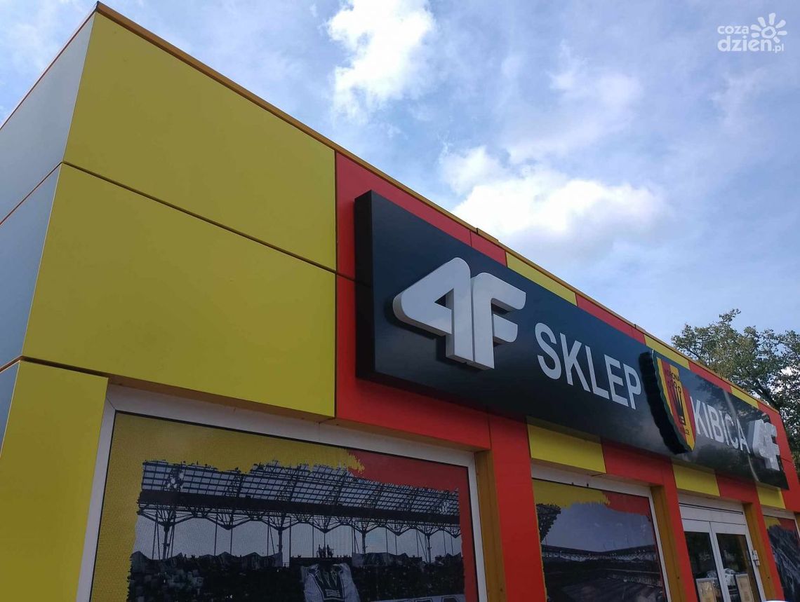 Sklep Kibica Korony Kielce ponownie otwarty! Sklep Kibica Korony Kielce ponownie otwarty!