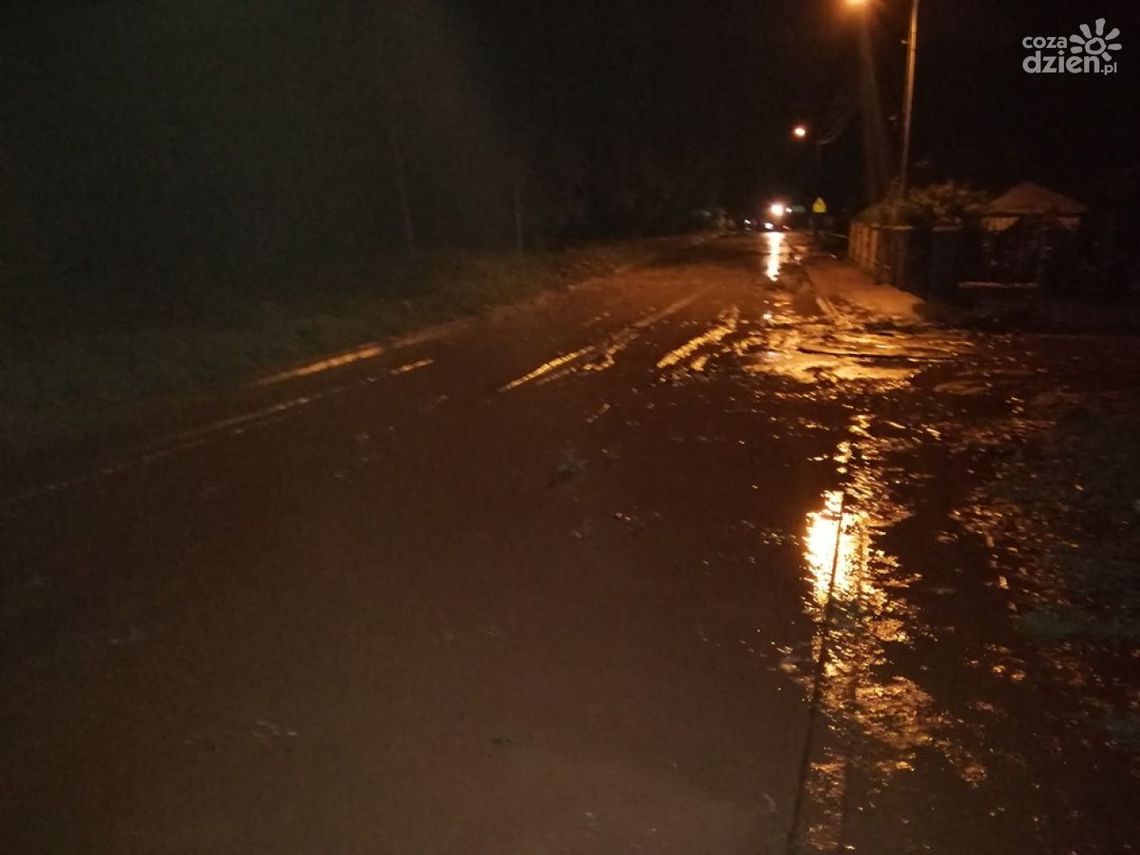 Skutki burzy nad świętokrzyskiem Skutki burzy nad świętokrzyskiem