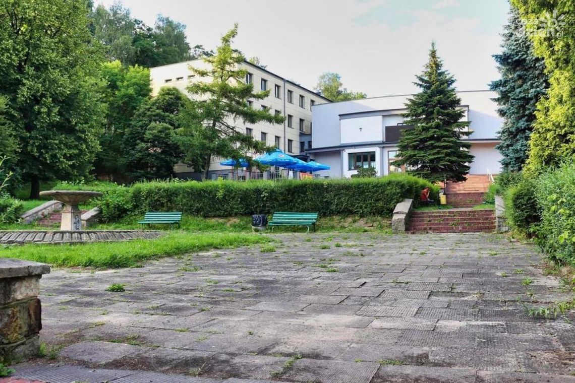 Skwer przed Parkiem Kultury OdNowa Skwer przed Parkiem Kultury OdNowa