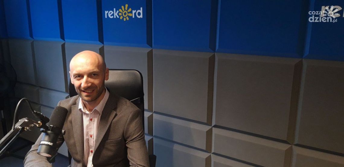 Sławomir Gągorowski: W polityce potrzeba "świeżej krwi" Sławomir Gągorowski: W polityce potrzeba "świeżej krwi"