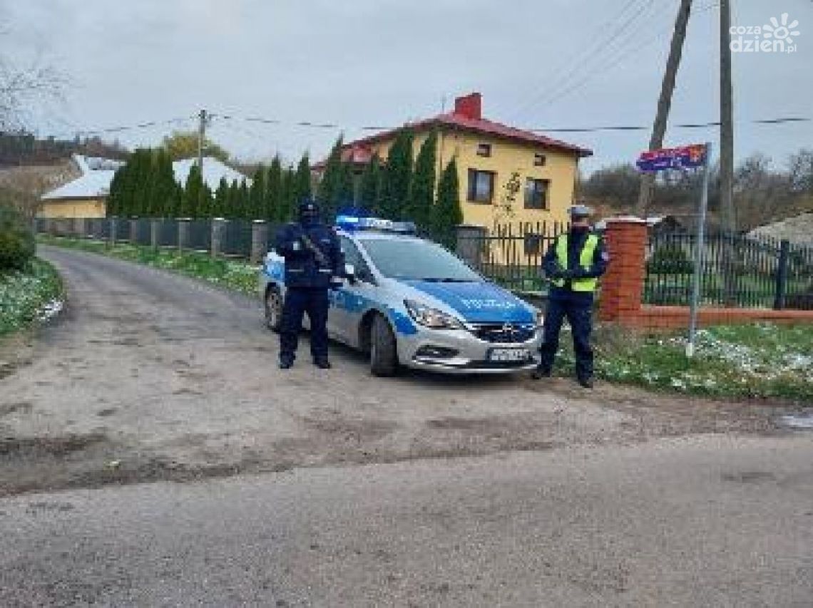 Służby mundurowe ćwiczyły scenariusze działań kryzysowych Służby mundurowe ćwiczyły scenariusze działań kryzysowych