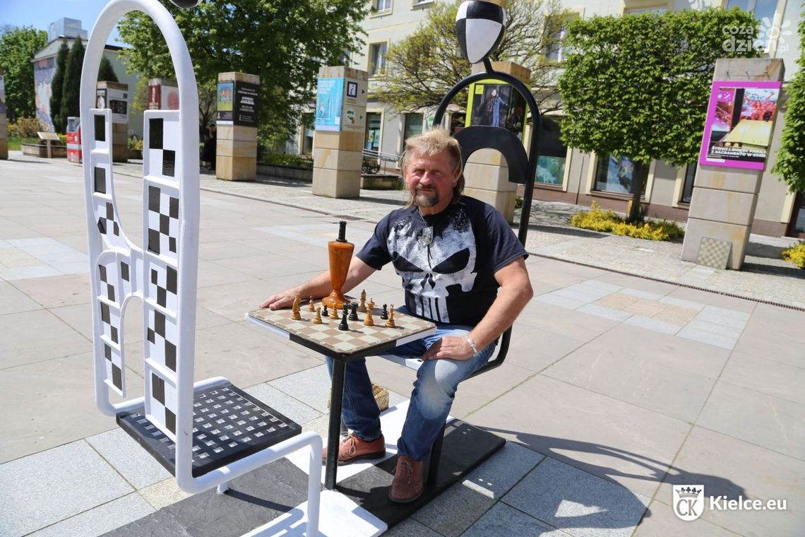 Sobota z szachami i ekologią Sobota z szachami i ekologią