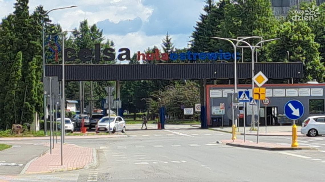 "Solidarność" z ostrowieckiej huty wnioskuje o nadzór państwa przy ewentualnej sprzedaży prywatnej firmy "Solidarność" z ostrowieckiej huty wnioskuje o nadzór państwa przy ewentualnej sprzedaży prywatnej firmy