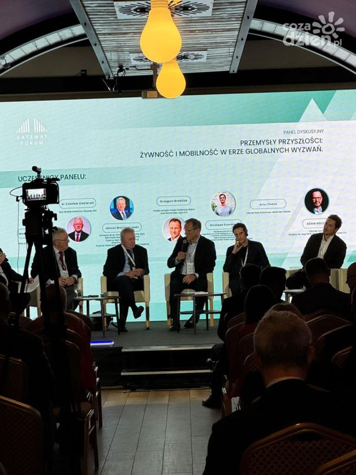 Specjalna Strefa Ekonomiczna „Starachowice” na międzynarodowym forum gospodarczym Specjalna Strefa Ekonomiczna „Starachowice” na międzynarodowym forum gospodarczym